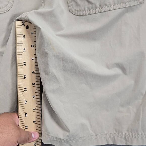 Huk Fishing Performance cargo Shorts Large - Picture 8 of 10